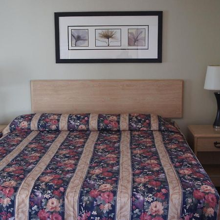 Budget Inn Эль-Серрито Номер фото